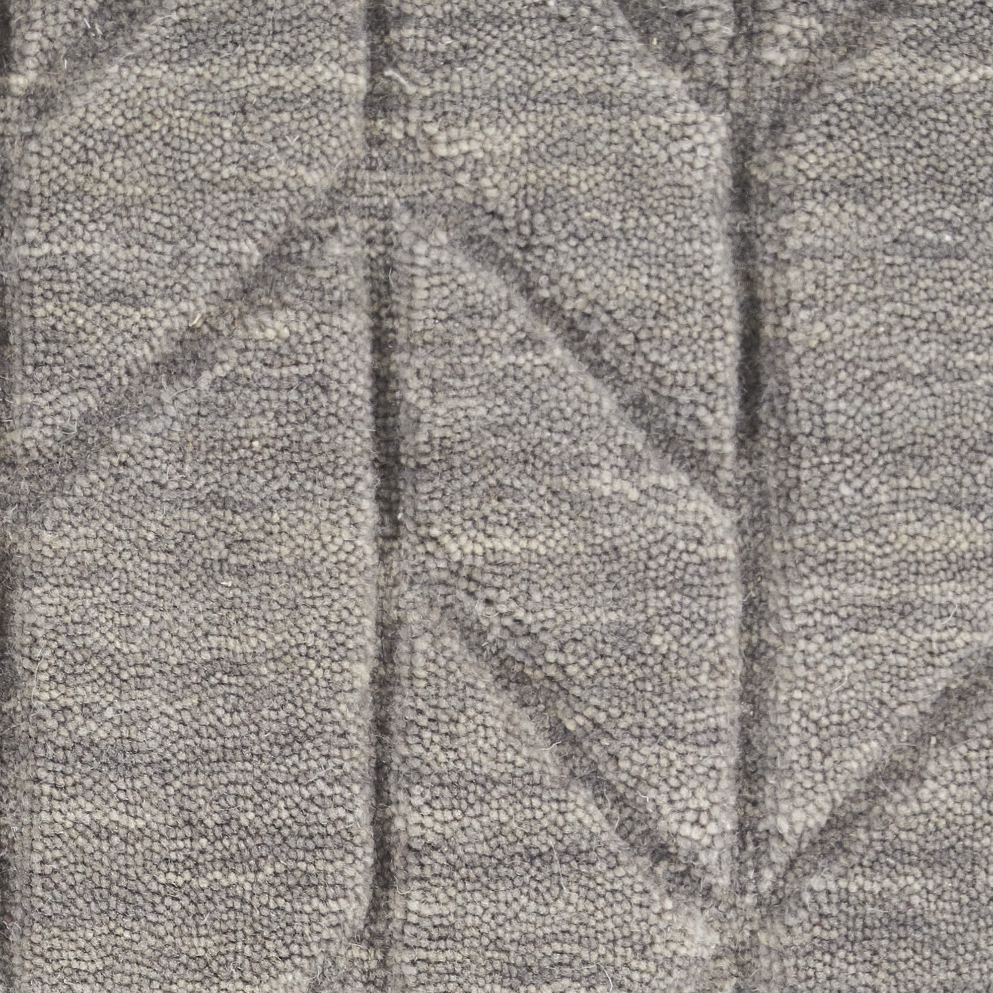 Alessia 01 Grey - Image 3